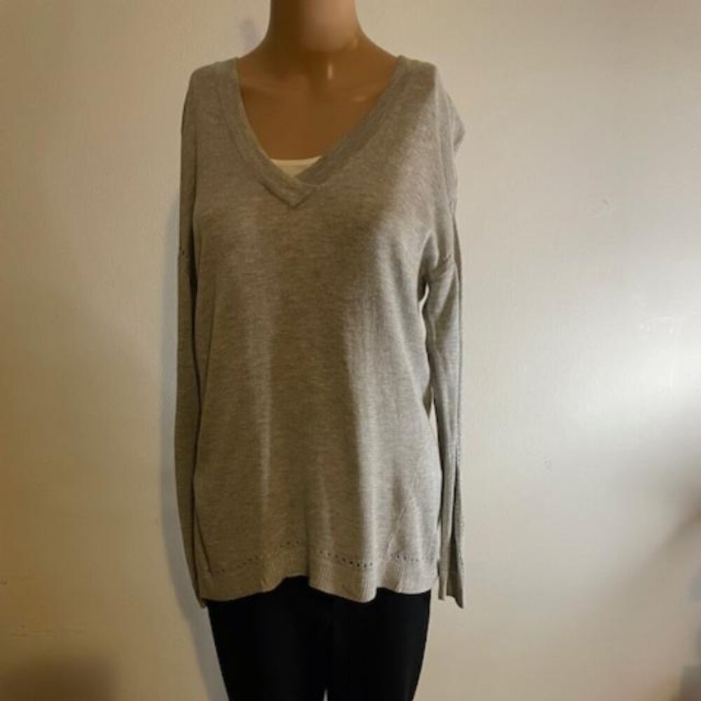 John + Jenn Grey Top